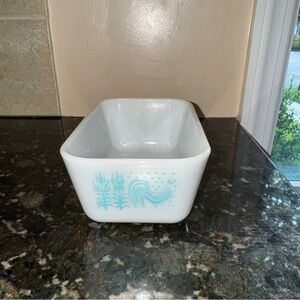 Vintage Pyrex 502 Amish Butterprint Refrigerator Dish 1 1/2 Pt‎ Rooster